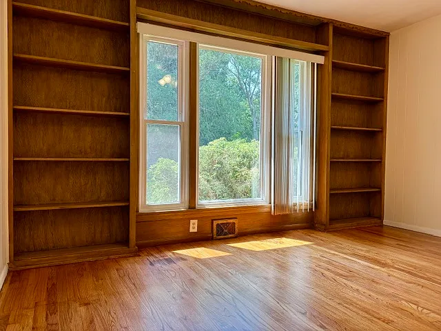 258 Winchester Rd — Photo 12