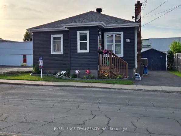 99 Lochiel St E, North Glengarry, ON K0C 1A0