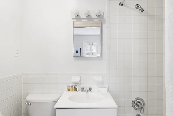 Rented by Compass | media 20