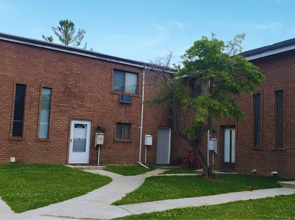 111 Beaman Brook #111, Bloomfield, CT 06002