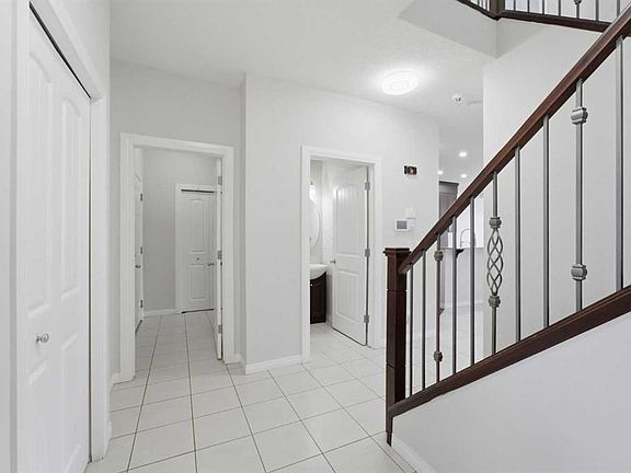 4th image of 42 E Skyview Point Rise NE
