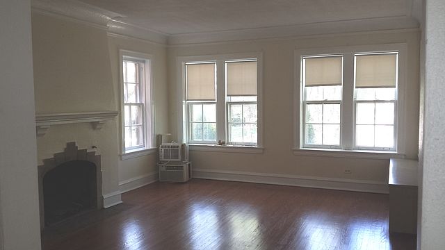 1st image of 5763 N Richmond St