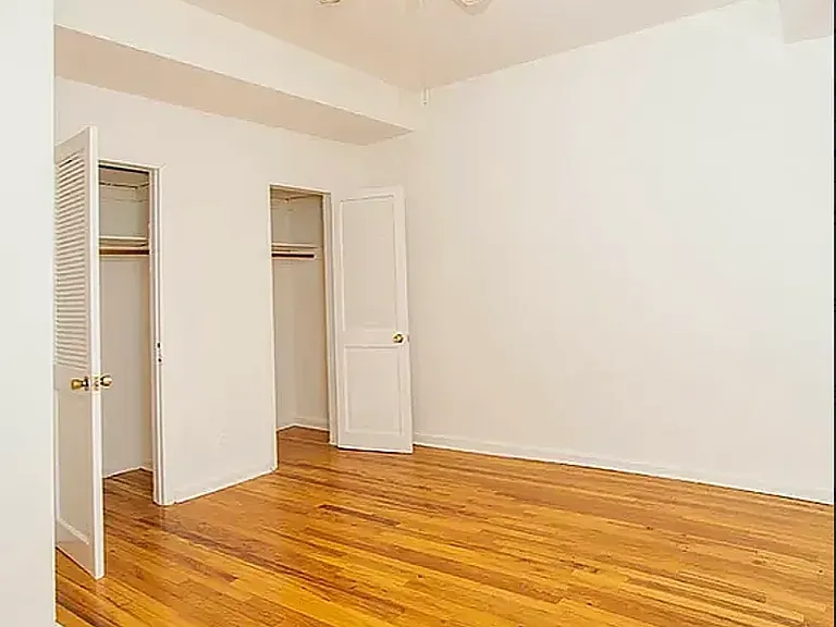 172 E 92nd St #3A — Photo 2