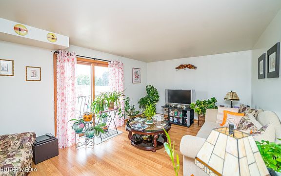 3rd image of 3845 Gunderson Ave APT 5
