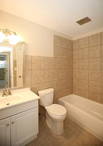 Fully remodeled bathroom