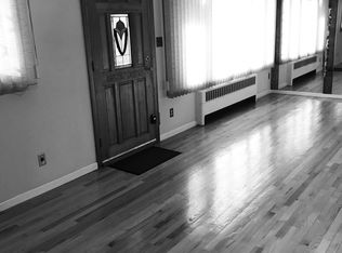 98 Rita Dr, East Meadow, NY 11554