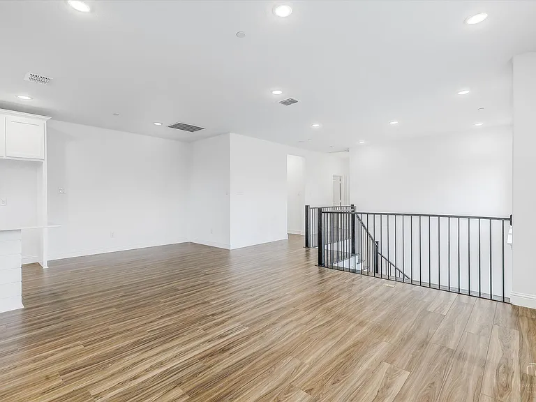 7211 Panicum Dr — Photo 11
