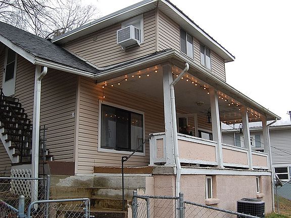 2nd image of 125 Jefferson St