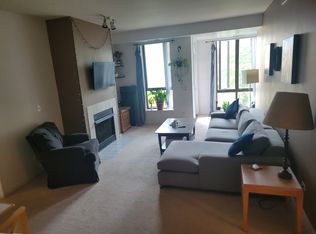 343 W Old Town Ct APT 307, Chicago, IL 60610