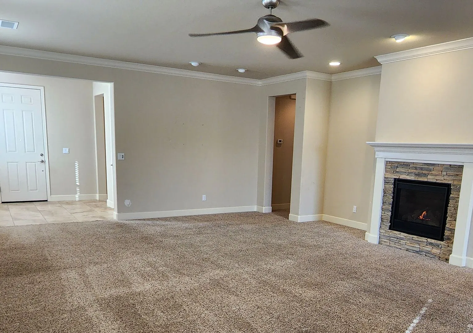 Home For Rent in Minden — Photo 3