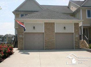 3134 Charme Hbr, Monroe, MI 48162