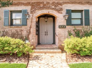 1001 Bomar St APT B, Houston, TX 77006