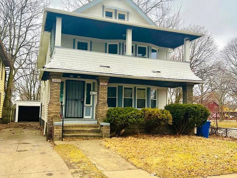 14221 Glenside Rd — Photo 2