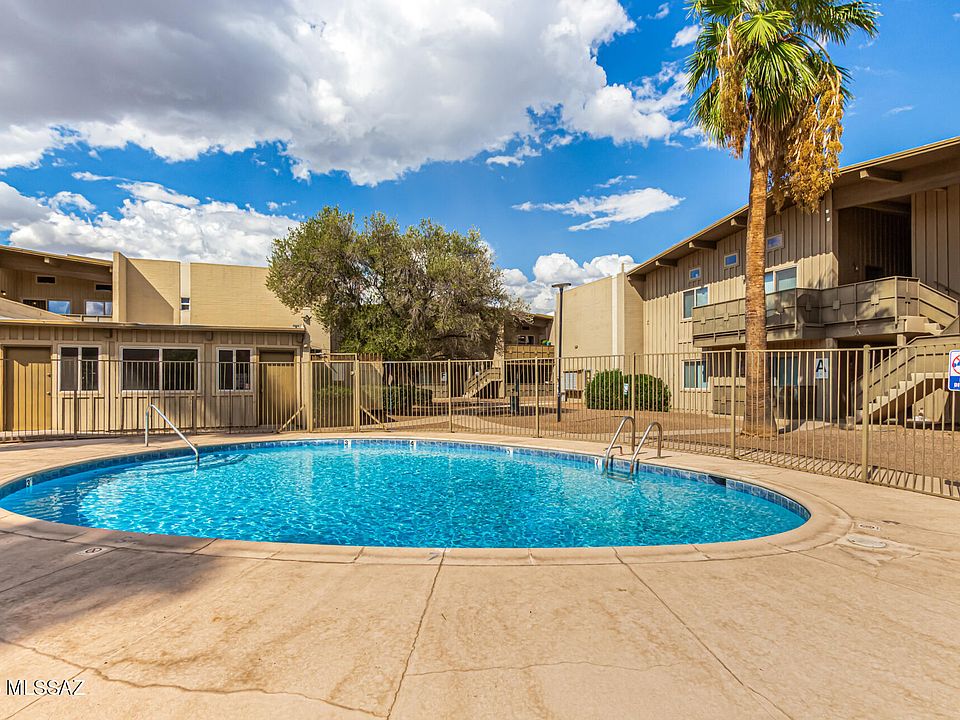 1st image of 2525 N Alvernon Way Unit F5