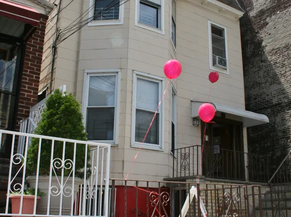 327 57th St, West New York, NJ 07093