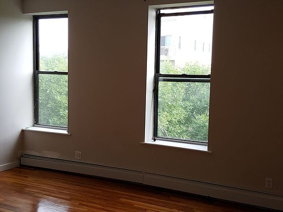 5th image of 247 New York Ave APT 4C