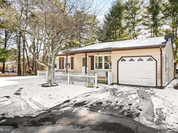 16 Falmouth Ave, Manchester Township, NJ 08759