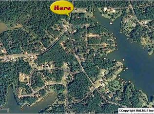 2 Summer Place Rd, Cedar Bluff, AL 35959