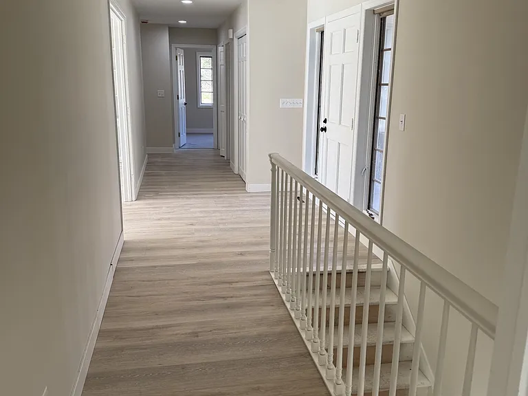 5500 Vagabond Ln N — Photo 9