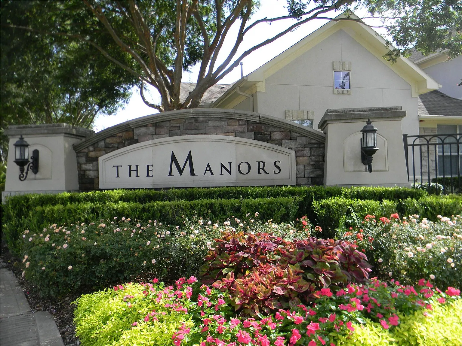 3 bed, 2.5 bath, 2687 sqft, $2,750 — Photo 4