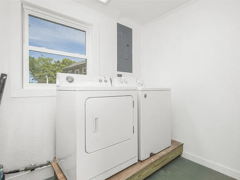 Laundry Room Cabinet