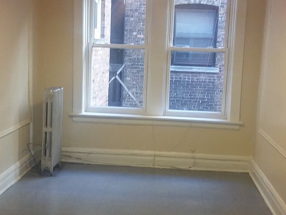 3rd image of 5465 S Everett Ave APT 104