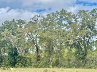 3359 Woodrest Rd, Cottondale, FL 32431