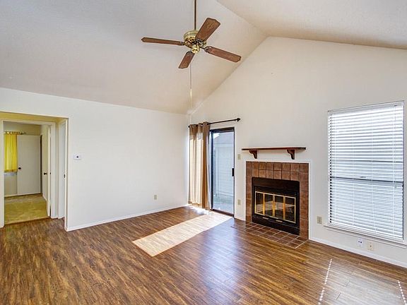 5th image of 1816 Rainy Meadows Dr
