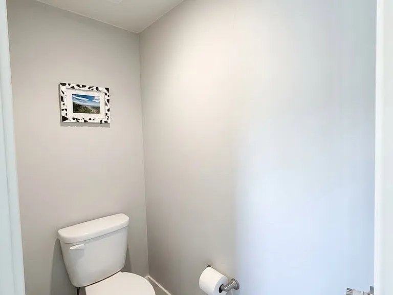 3923 Wyandot St — Photo 32