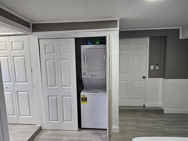2814 Bonneville Dr #2 — Photo 8