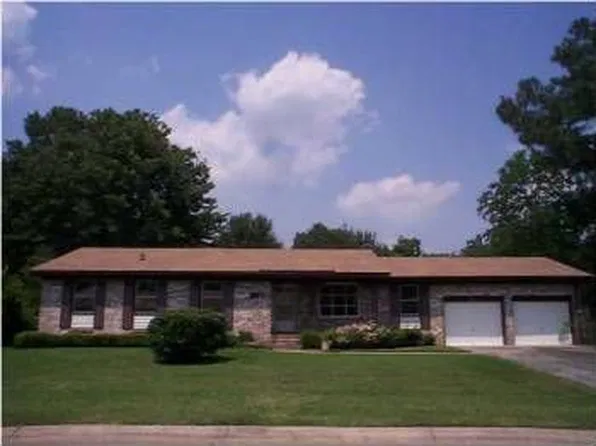 2428 Bengal Rd, North Charleston, SC 29406