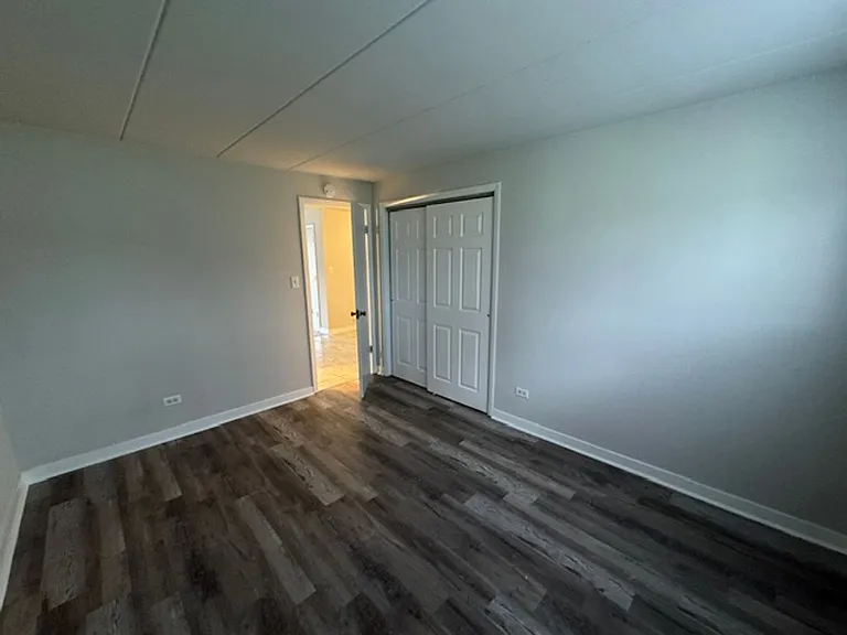 14446 Torrence Avenue — Photo 6
