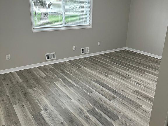 2nd image of 424 Springville Ave Floor 1