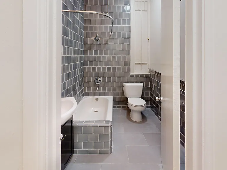 701 Taylor Street — Photo 7