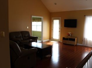 3806 Ridgehurst Ct, Louisville, KY 40299