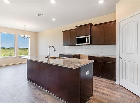 3rd image of 315 Windsor Woods Dr