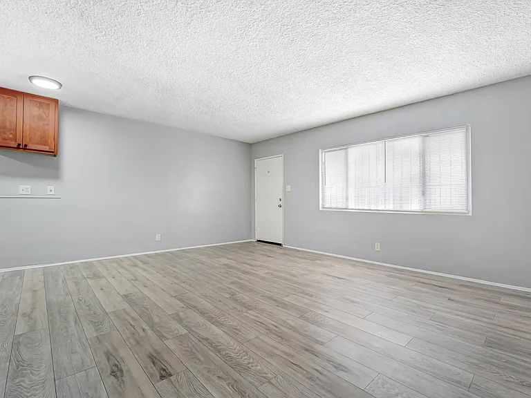 11843-11853 Eucalyptus Ave #C — Photo 8