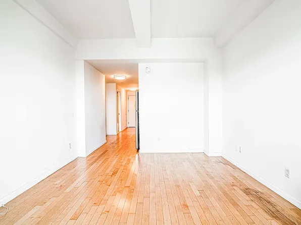 20 West Street image 5 of 22