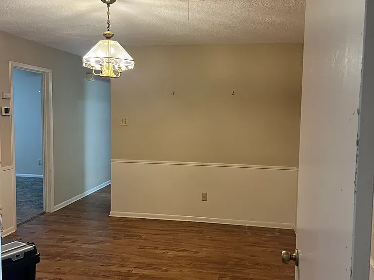 1506 Elizabeth St — Photo 5