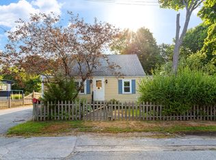 4 Arrowhead Trl, Ipswich, MA 01938