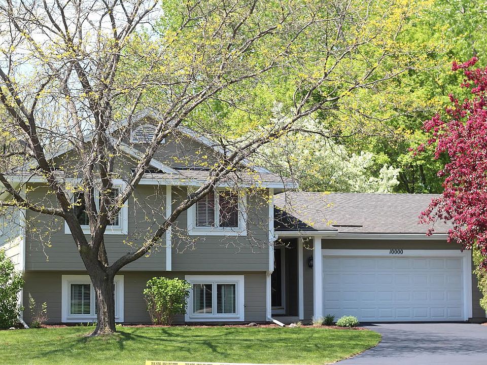 1st image of 10000 Kearny Ln