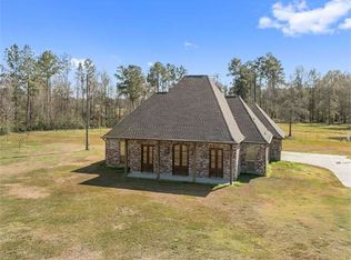 12450 Simms Rd, Denham Springs, LA 70706