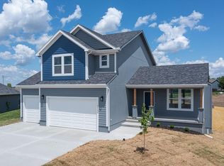16284 Landauer St, Basehor, KS 66007