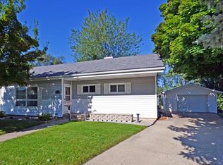 438 Harrison Ave, Waukesha, WI 53186