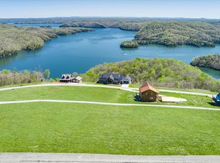 33A E Swan Ridge Rd, Celina, TN 38551