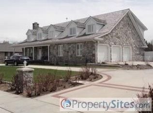 2287 W Williamsburg Cir, West Jordan, UT 84088