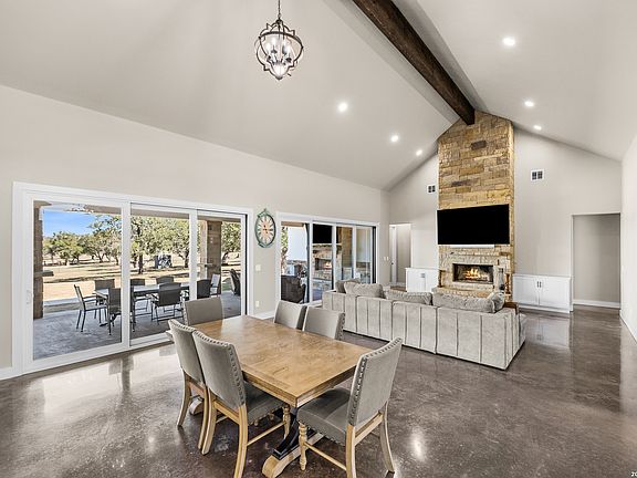 2nd image of 104 Juniper Ln