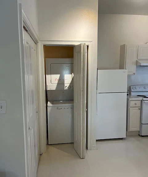 7634 Burthe St #A — Photo 10