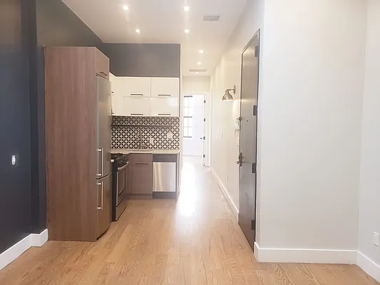 Rented by Lodger Corp | media 20