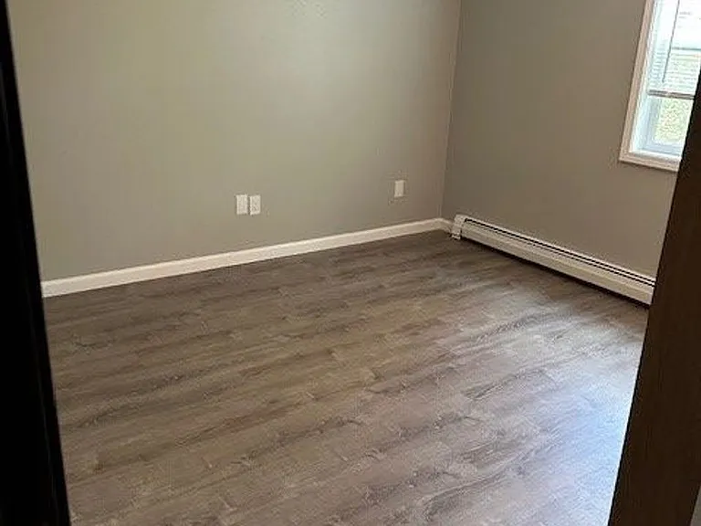 413 S Lake St — Photo 5